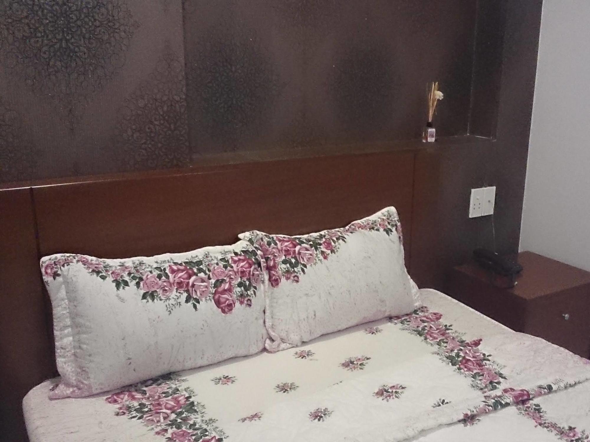 Phu Gia Hotel Near Secc, Fv Hospital Ho Chi Minh City Exterior photo